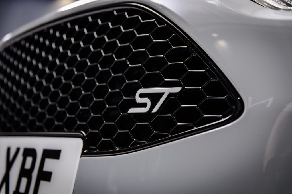 Used Ford Fiesta 2016 for sale - 76686000: Photo 37