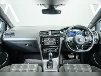 Used Volkswagen Golf 2019 for sale - 79334064: Photo