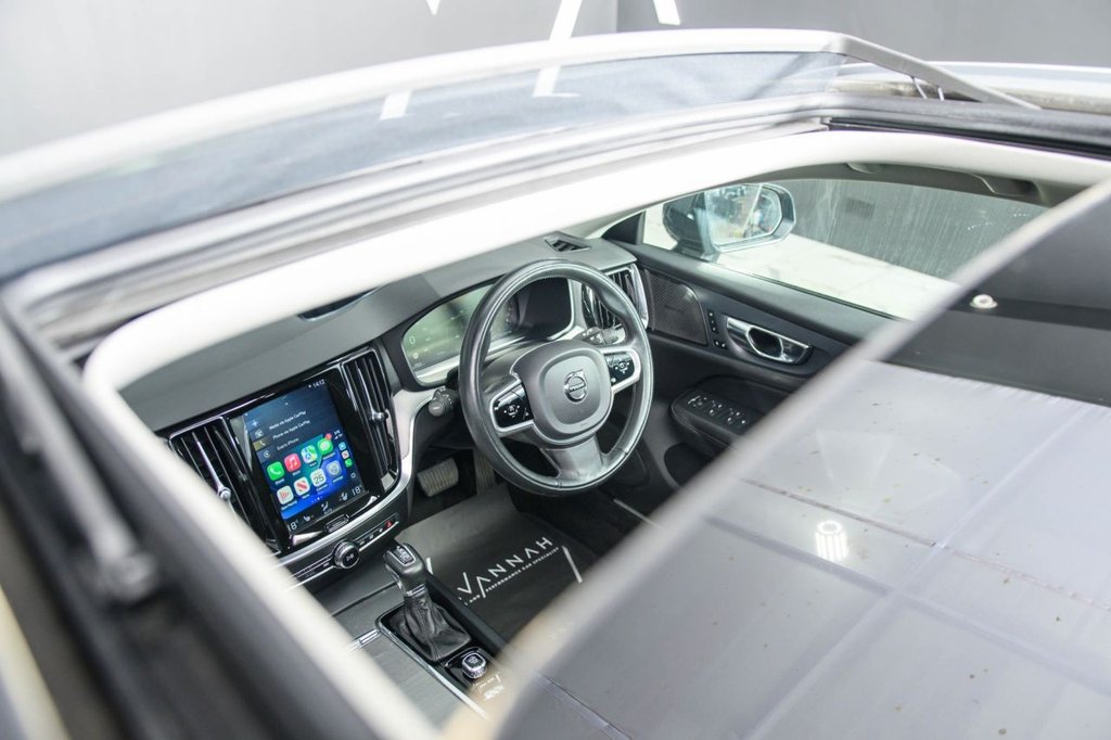 Used Volvo V60 2020 for sale - 78017319: Photo 12