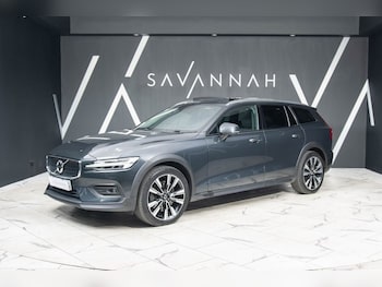 Used Volvo V60 2020 for sale - 78017319: Photo