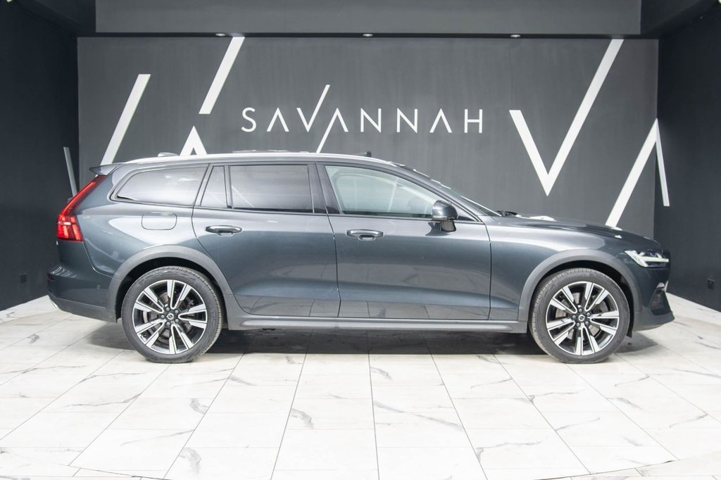 Used Volvo V60 2020 for sale - 78017319: Photo 9