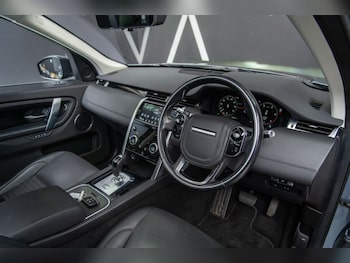 Used Land Rover Discovery Sport 2019 for sale - 76267171: Photo