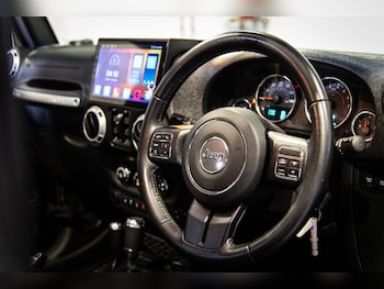 Used Jeep Wrangler 2018 for sale - 76029573: Photo 2
