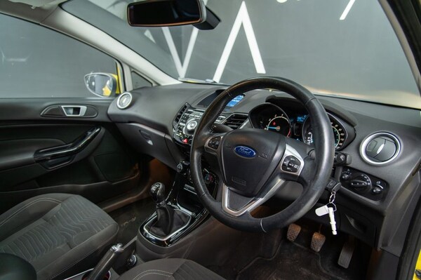 Used Ford Fiesta 2014 for sale - 76202671: Photo 2