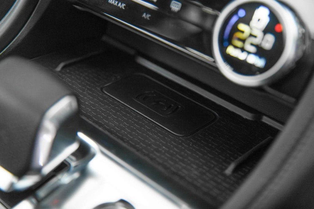 Used Jaguar F-Pace 2021 for sale - 76855207: Photo 26