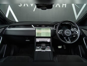 Used Jaguar F-Pace 2021 for sale - 76855207: Photo