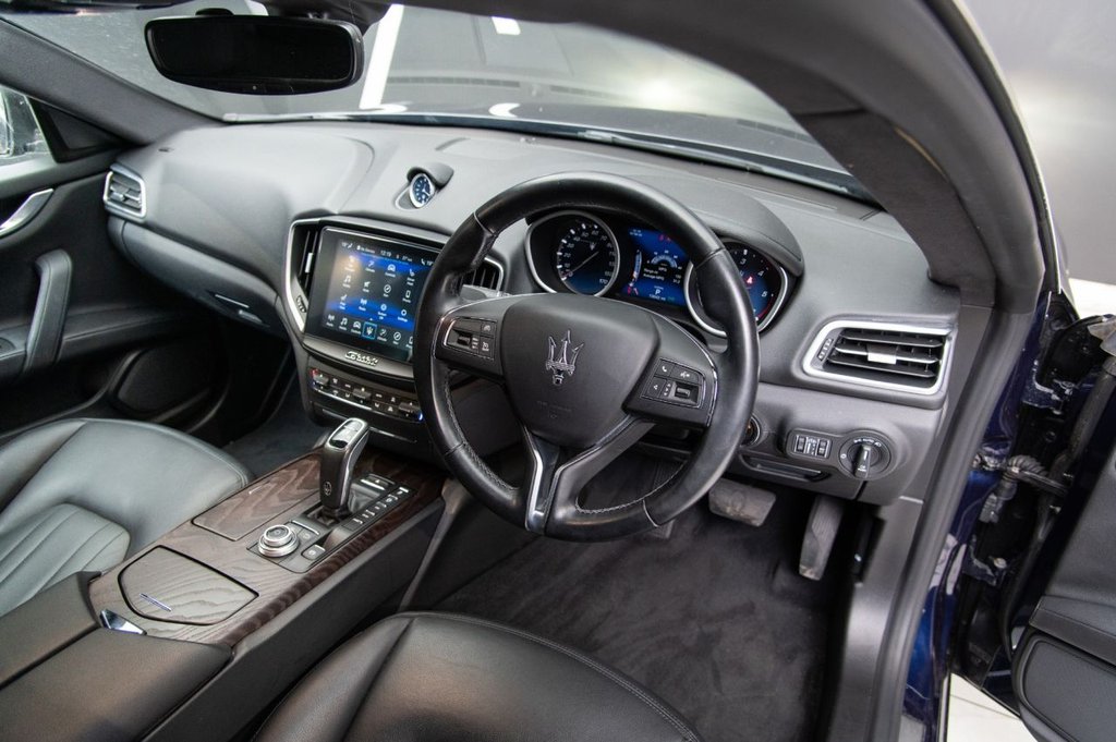Used Maserati Ghibli 2020 for sale - 77904719: Photo 2