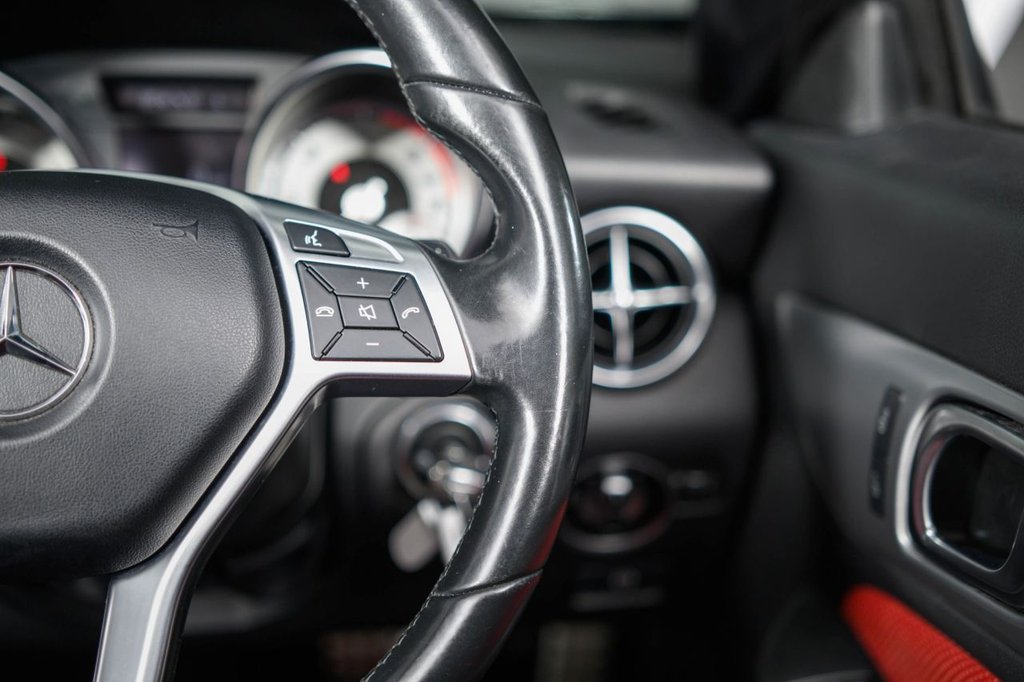 Used Mercedes-Benz SLK 2015 for sale - 77719422: Photo 26