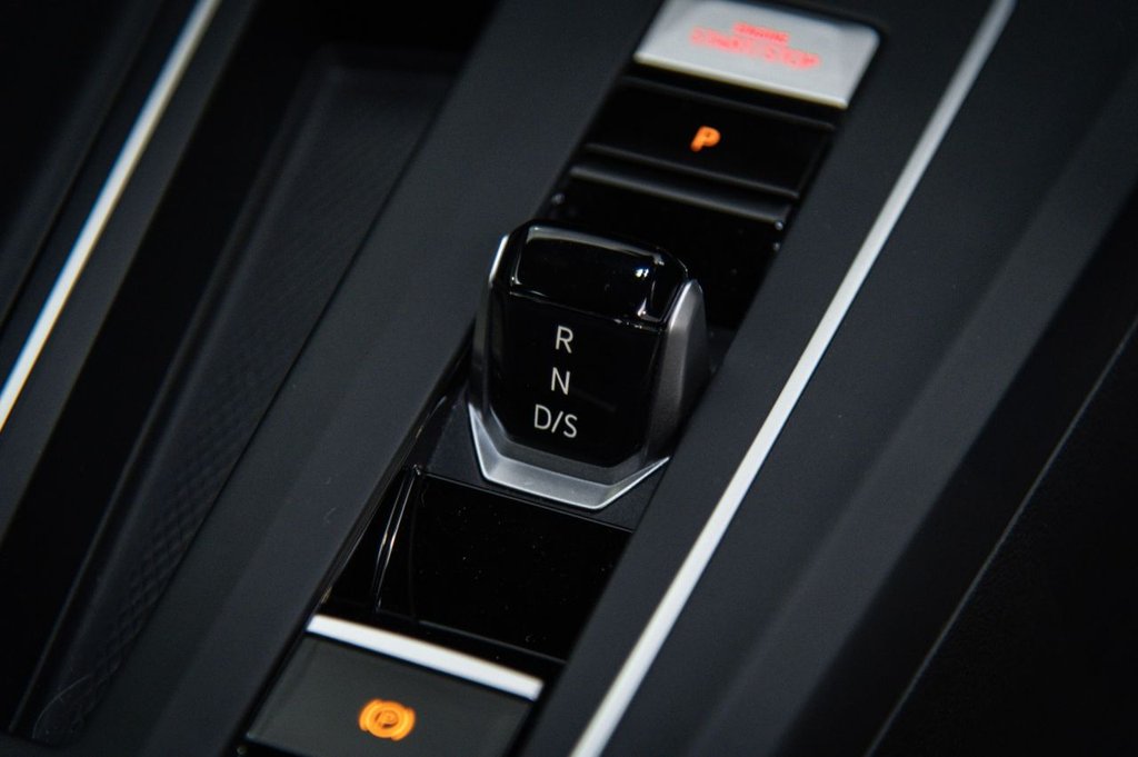 Used Volkswagen Golf 2021 for sale - 76386199: Photo 20