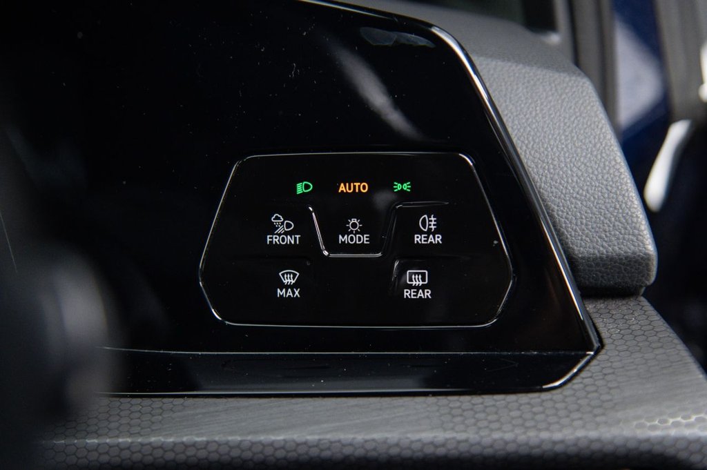 Used Volkswagen Golf 2021 for sale - 76386199: Photo 29