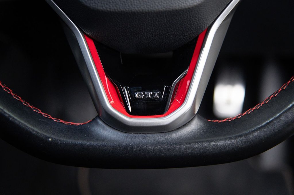Used Volkswagen Golf 2021 for sale - 76386199: Photo 46