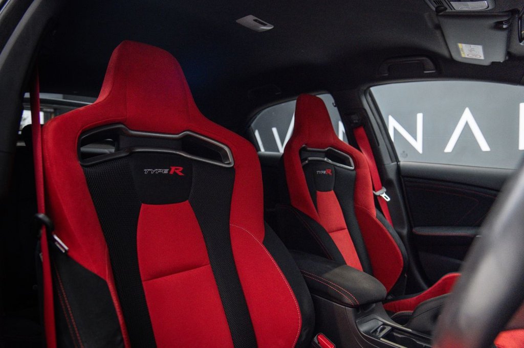 Used Honda Civic 2017 for sale - 76686151: Photo 37