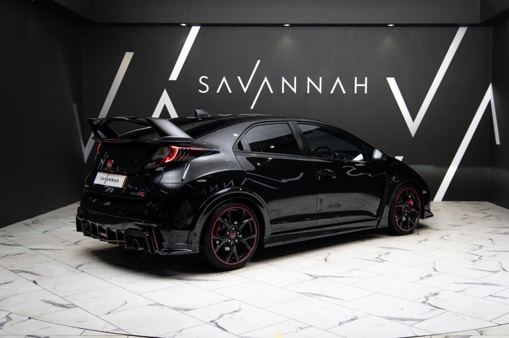 Used Honda Civic 2017 for sale - 76686151: Photo 8