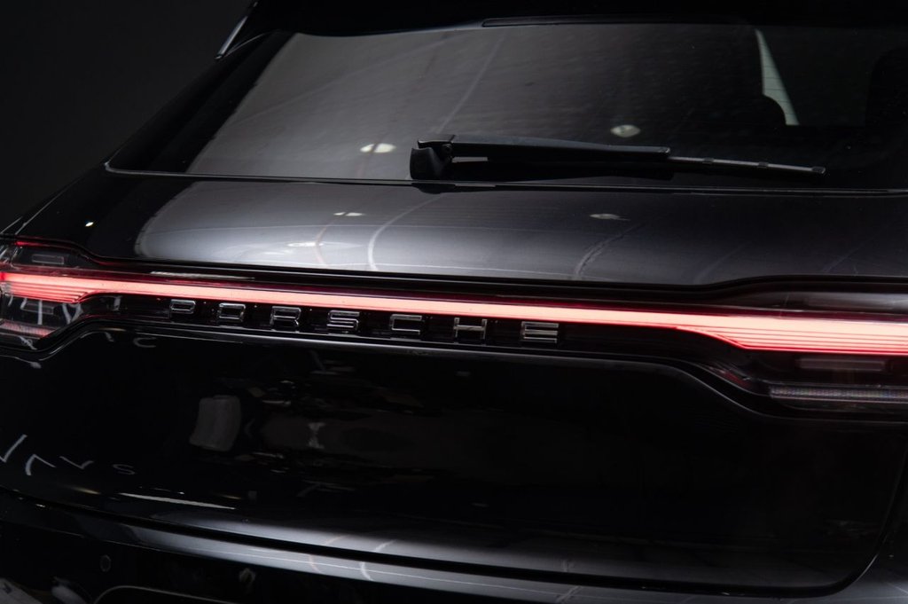 Used Porsche Macan 2021 for sale - 76291634: Photo 13