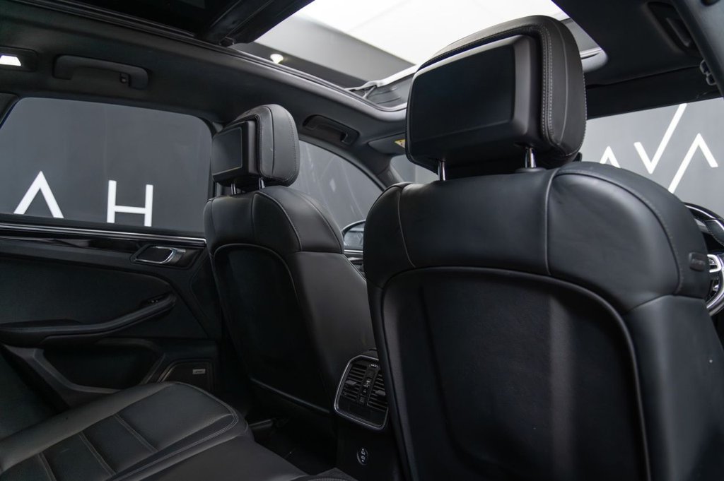 Used Porsche Macan 2021 for sale - 76291634: Photo 18