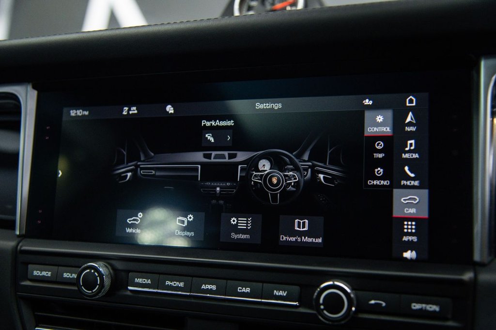 Used Porsche Macan 2021 for sale - 76291634: Photo 42