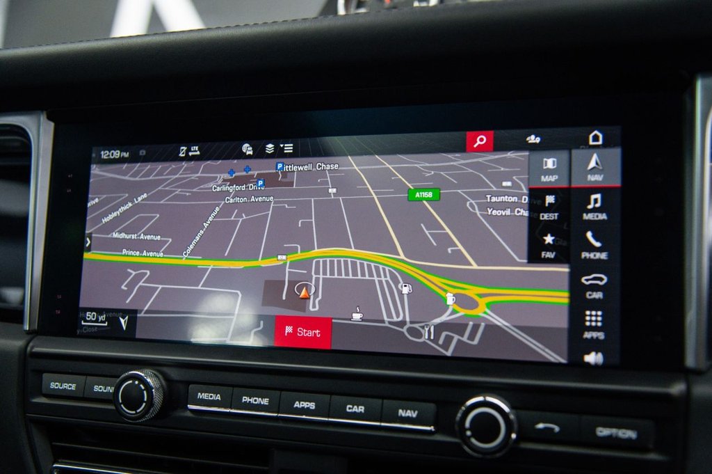 Used Porsche Macan 2021 for sale - 76291634: Photo 45