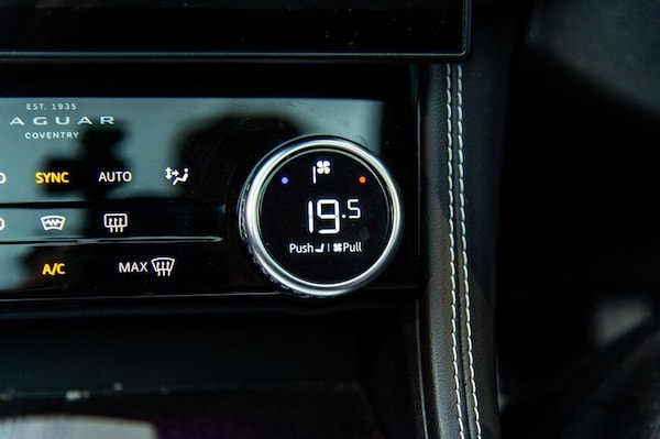 Used Jaguar F-Pace 2021 for sale - 74834231: Photo 21
