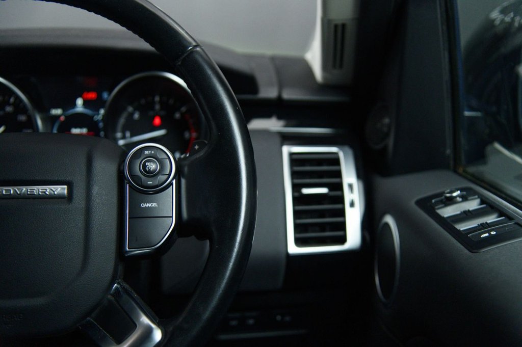 Used Land Rover Discovery 2018 for sale - 76962175: Photo 21