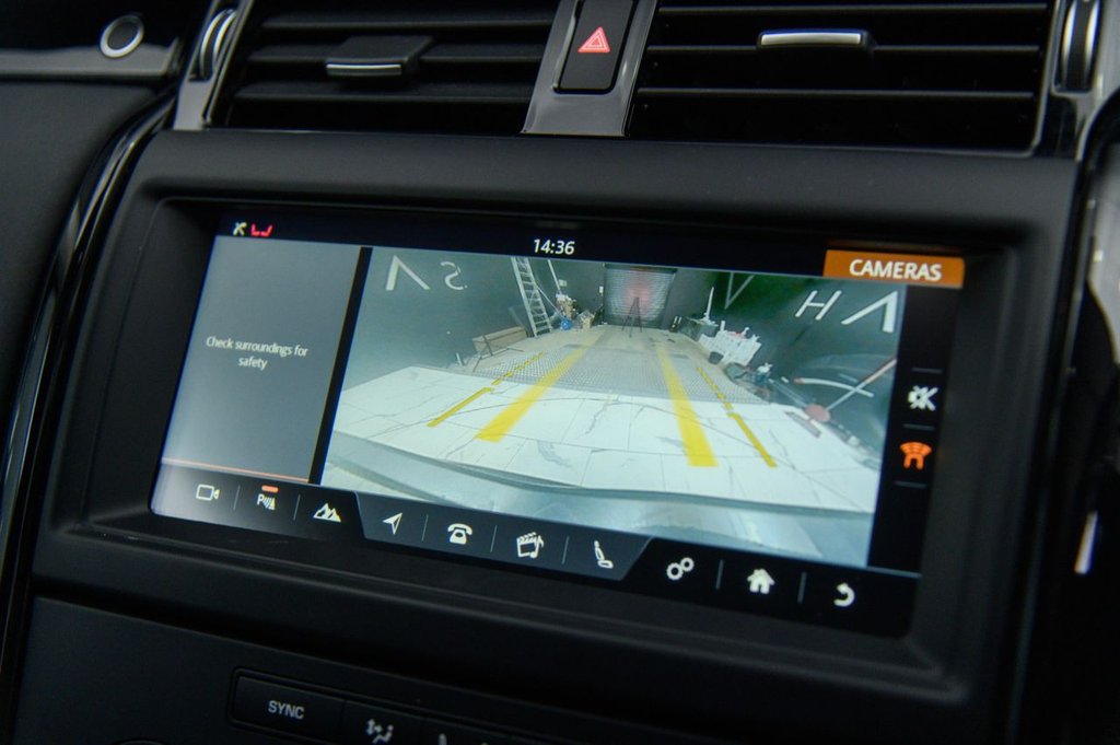 Used Land Rover Discovery 2018 for sale - 76962175: Photo 23