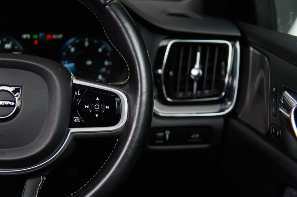 Used Volvo V60 2019 for sale - 76900816: Photo 14