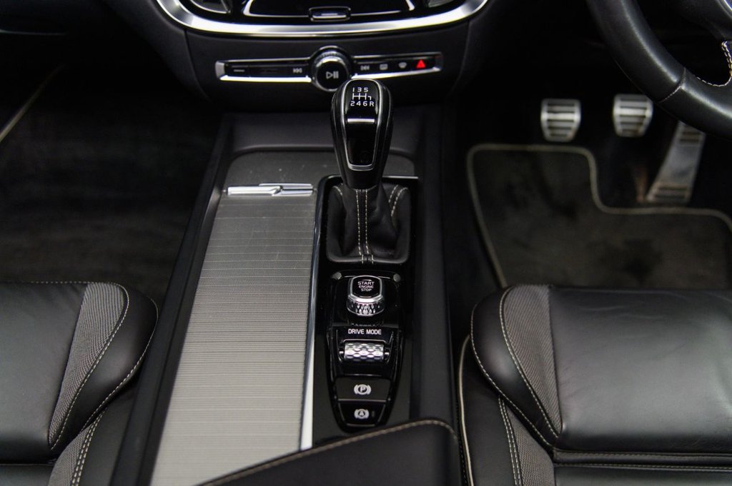 Used Volvo V60 2019 for sale - 76900816: Photo 15