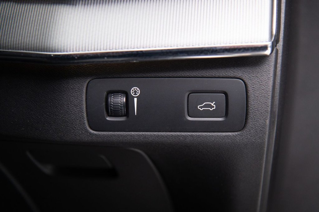 Used Volvo XC90 2020 for sale - 75654524: Photo 32