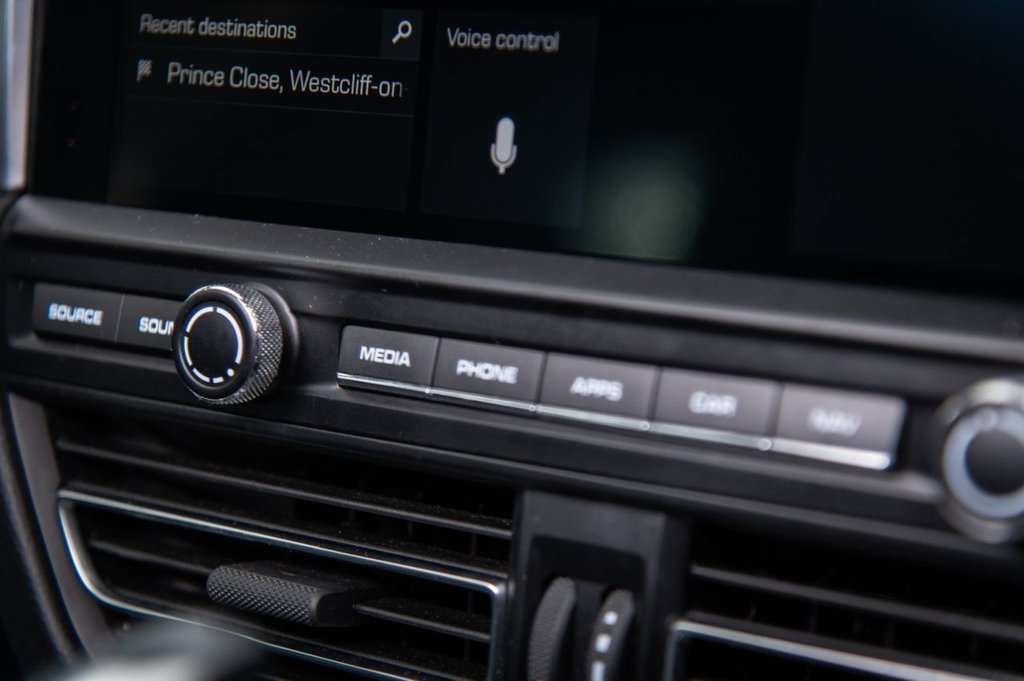 Used Porsche Macan 2019 for sale - 75896537: Photo 27