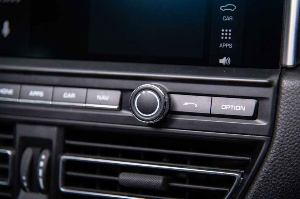 Used Porsche Macan 2019 for sale - 75896537: Photo 28