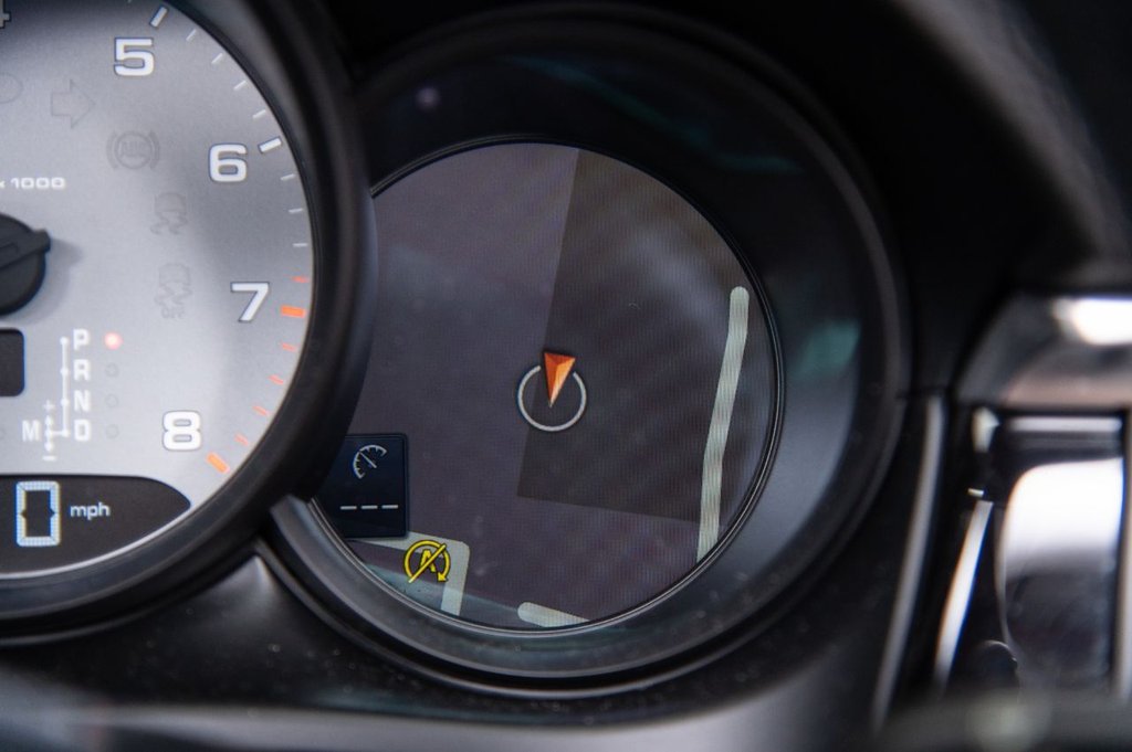 Used Porsche Macan 2019 for sale - 75896537: Photo 31