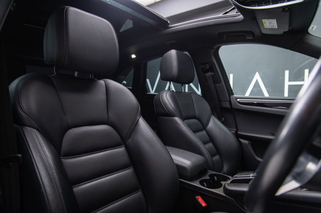 Used Porsche Macan 2019 for sale - 75896537: Photo 44