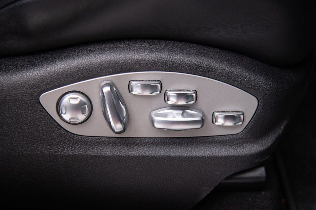 Used Porsche Macan 2019 for sale - 75896537: Photo 46