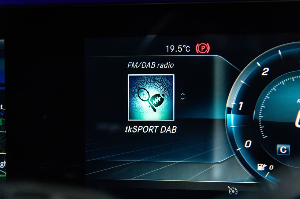 Used Mercedes-Benz E Class 2020 for sale - 76210481: Photo 37