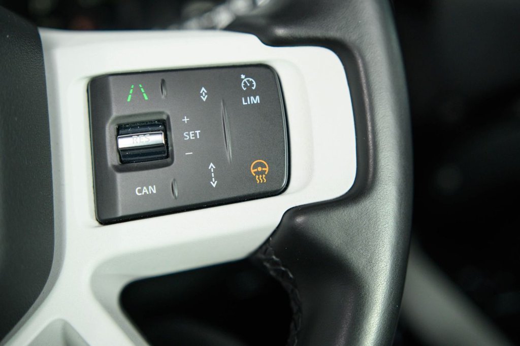 Used Land Rover Defender 2024 for sale - 77583533: Photo 24