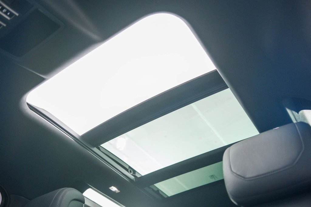 Used Land Rover Defender 2024 for sale - 77583533: Photo 25