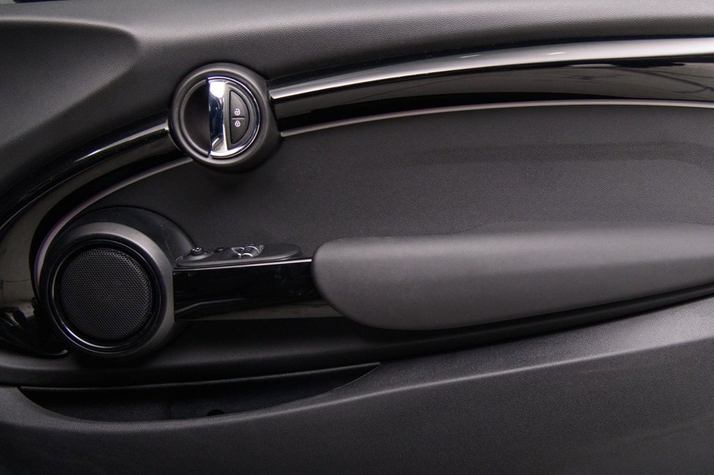 Used MINI Hatch 2021 for sale - 76973825: Photo 19