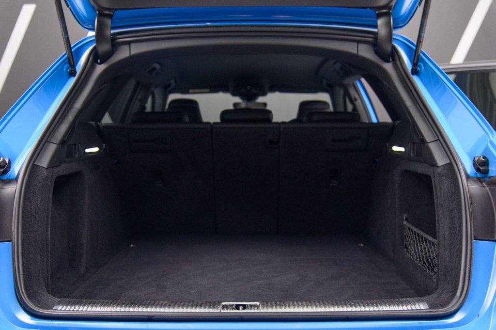 Used Audi RS4 2020 for sale - 77038335: Photo 11