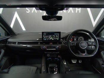 Used Audi RS4 2020 for sale - 77038335: Photo