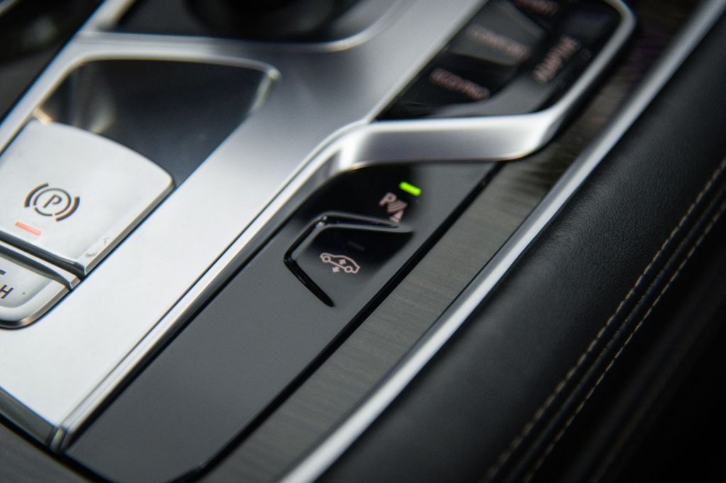 Used BMW 7 Series 2017 for sale - 76582812: Photo 25