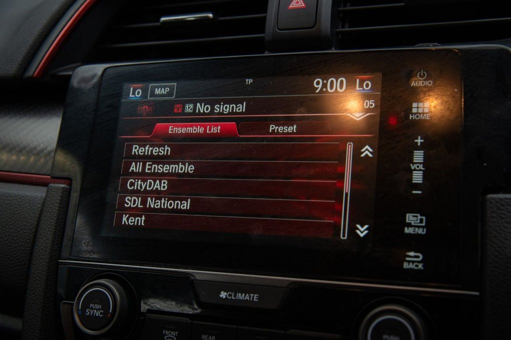 Used Honda Civic 2020 for sale - 75896430: Photo 32