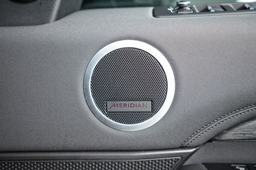 Used Land Rover Discovery 2018 for sale - 78083038: Photo 27