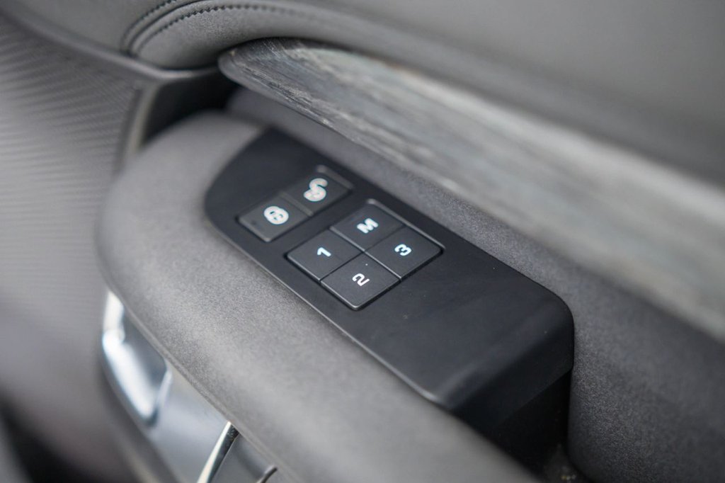 Used Land Rover Discovery 2018 for sale - 78083038: Photo 28