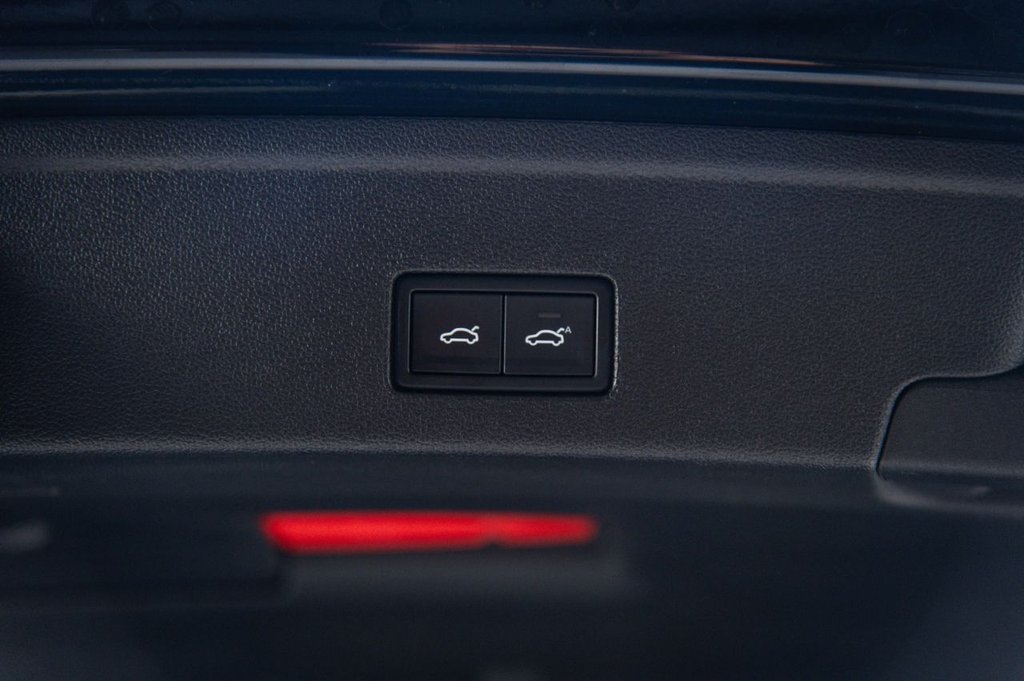 Used Volkswagen Touareg 2020 for sale - 77072322: Photo 19