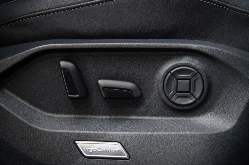 Used Volkswagen Touareg 2020 for sale - 77072322: Photo 31