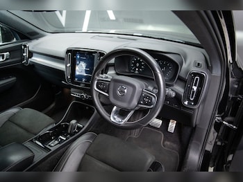 Used Volvo XC40 2020 for sale - 75542753: Photo