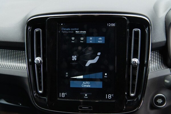 Used Volvo XC40 2020 for sale - 75542753: Photo 30