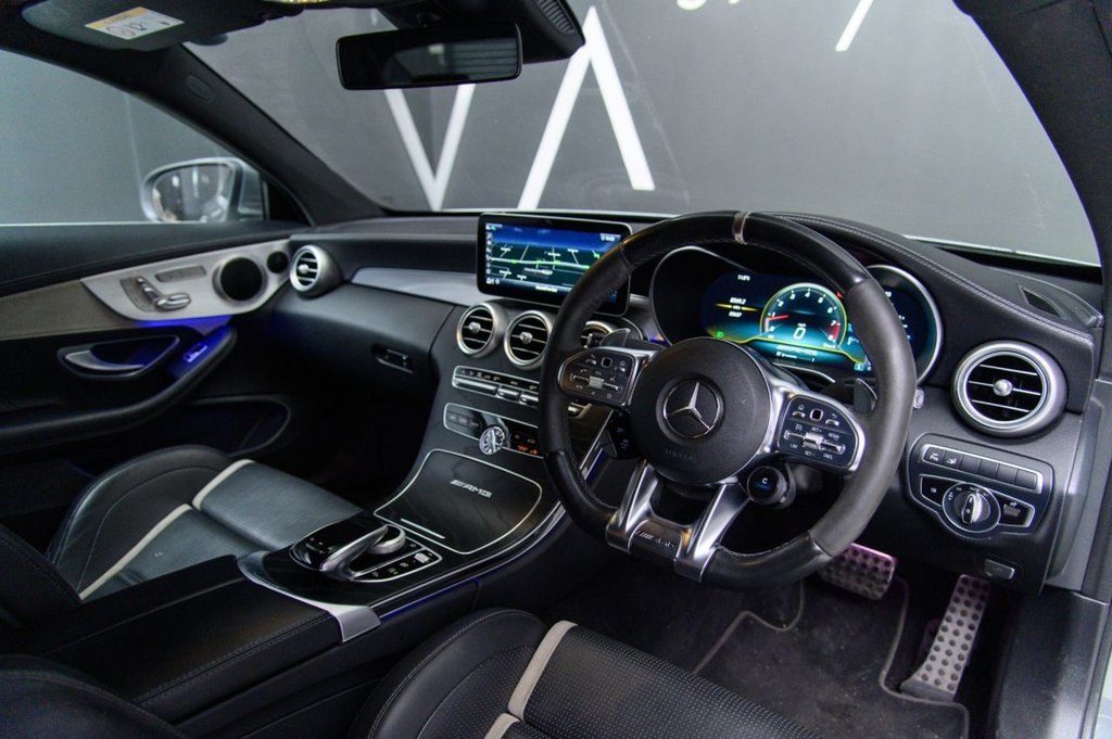 Used Mercedes-Benz C Class 2020 for sale - 76768557: Photo 2