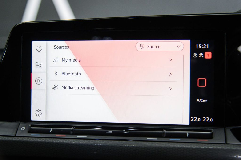 Used Volkswagen Golf 2021 for sale - 77302050: Photo 31