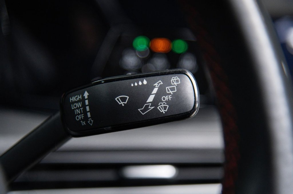 Used Volkswagen Golf 2021 for sale - 77302050: Photo 42