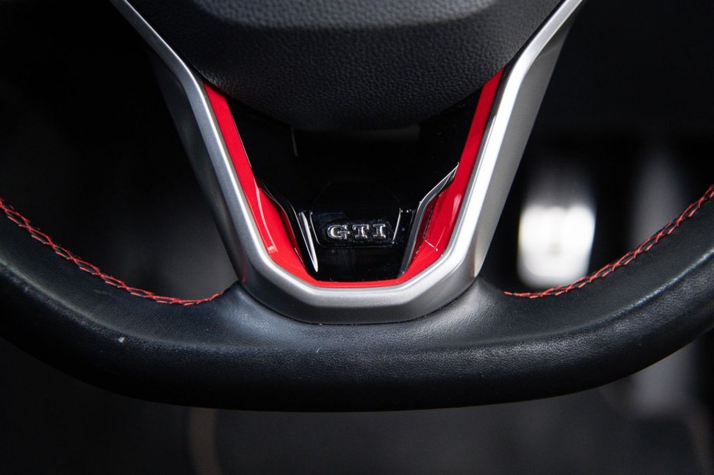 Used Volkswagen Golf 2021 for sale - 77302050: Photo 46
